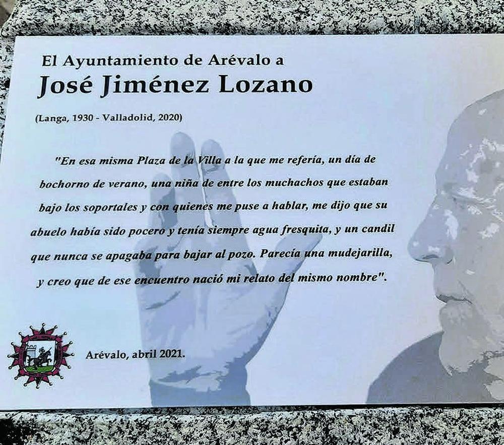 Fuente: ICAL - Placa en homenaje al escritor, premio Cervantes 2002, Jos� Jim�nez Lozano que ha sido instalada en el Mirador del Adaja, en Ar�valo